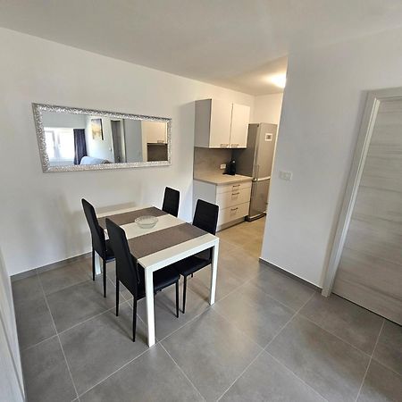Apartma Bertoki Koper Zewnętrze zdjęcie